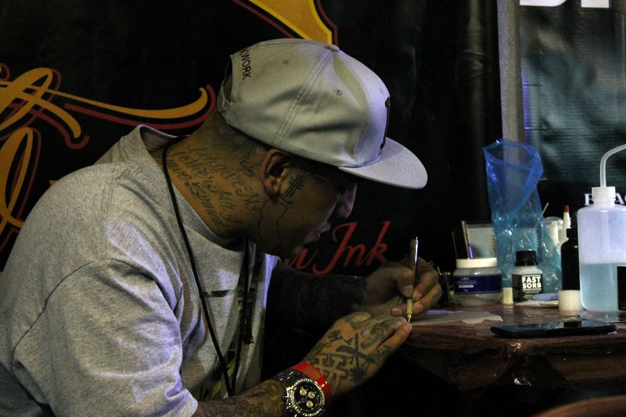 Tommy Montoya London Tattoo Convention 2014 Photo by Azaria Magazine