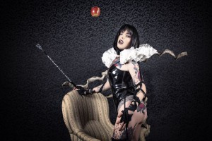 Ainé Atum Fetish Snow White Photo by Manuel Colombo